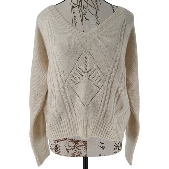 #0795 Chelsea and Violet sweater size small - Picture 2 of 8